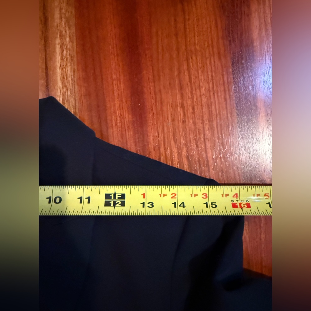 NWT Tommy Hilfiger Women’s Black Suit, 6/8 - Picture 5 of 15